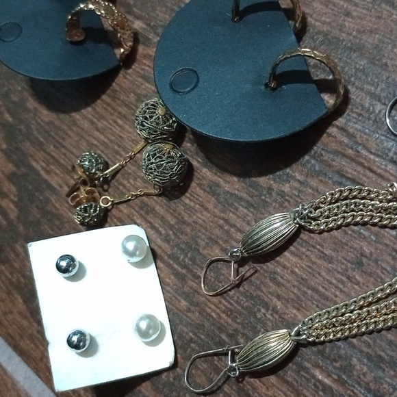 Lot of Earrings - Picture 4 of 4